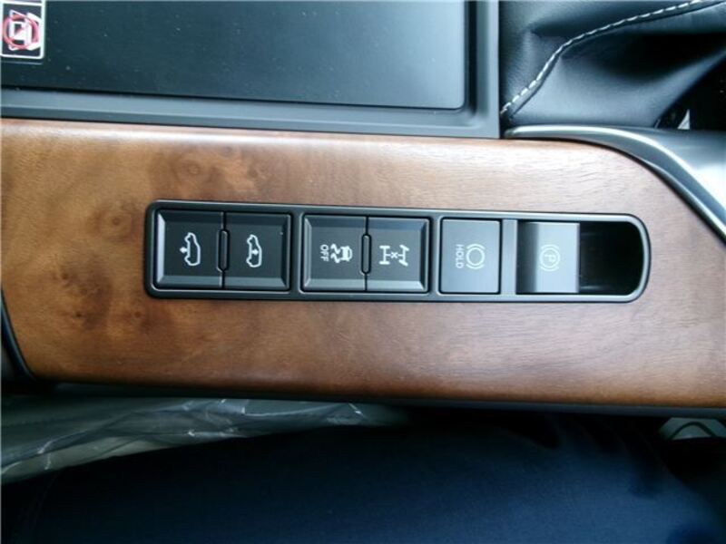 LX