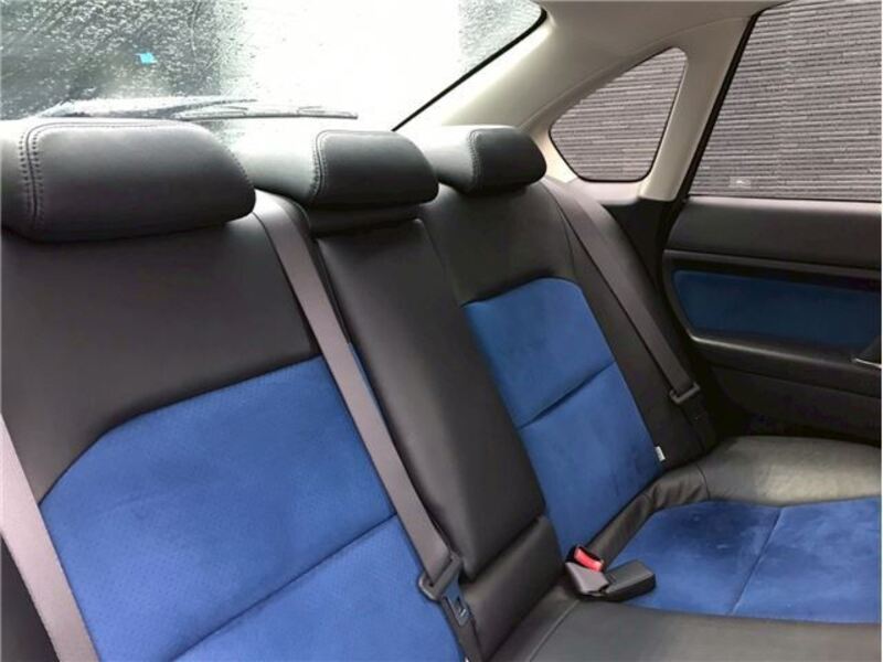LEGACY B4