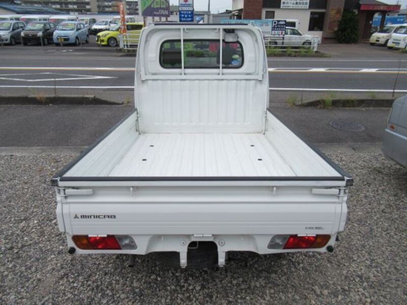 MINICAB TRUCK