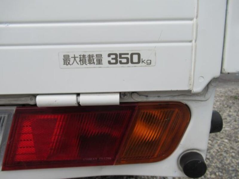 MINICAB TRUCK