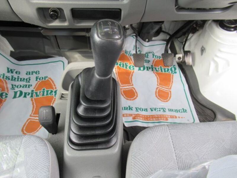 MINICAB TRUCK