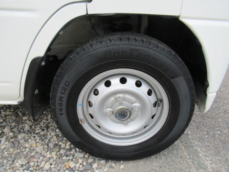 MINICAB TRUCK