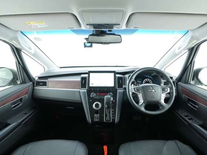DELICA D5