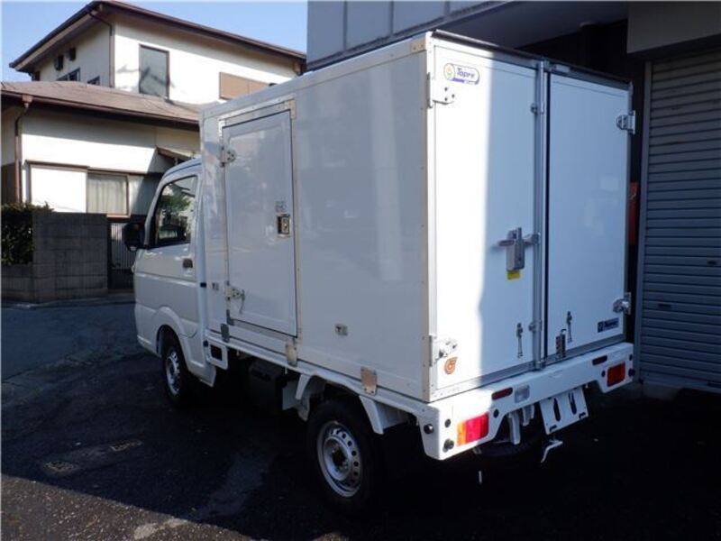 CARRY TRUCK