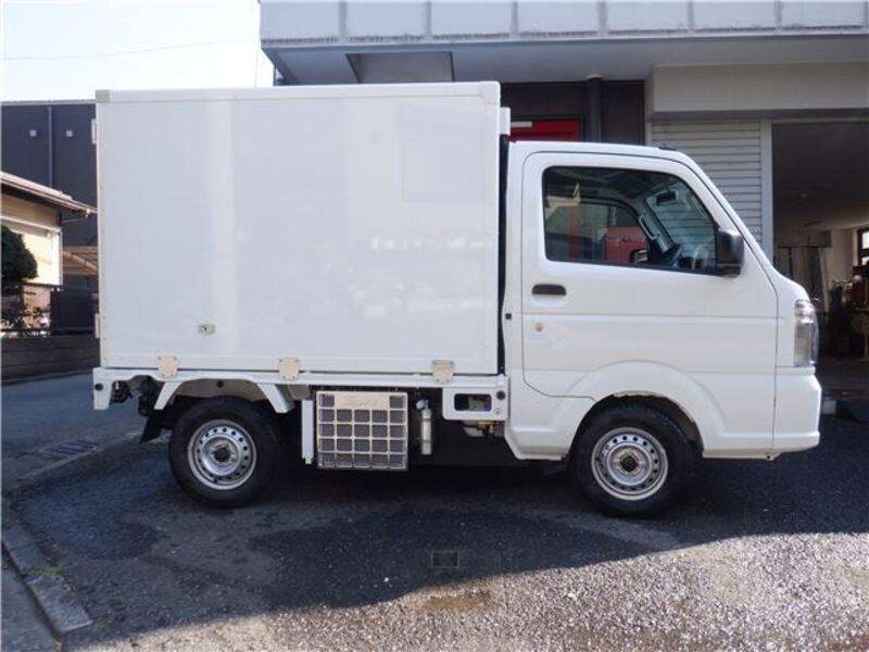 CARRY TRUCK