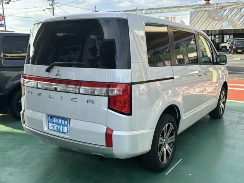 DELICA D5