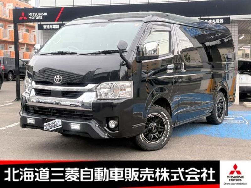TOYOTA HIACE