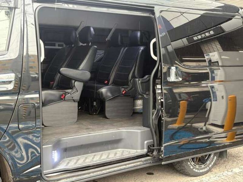 HIACE