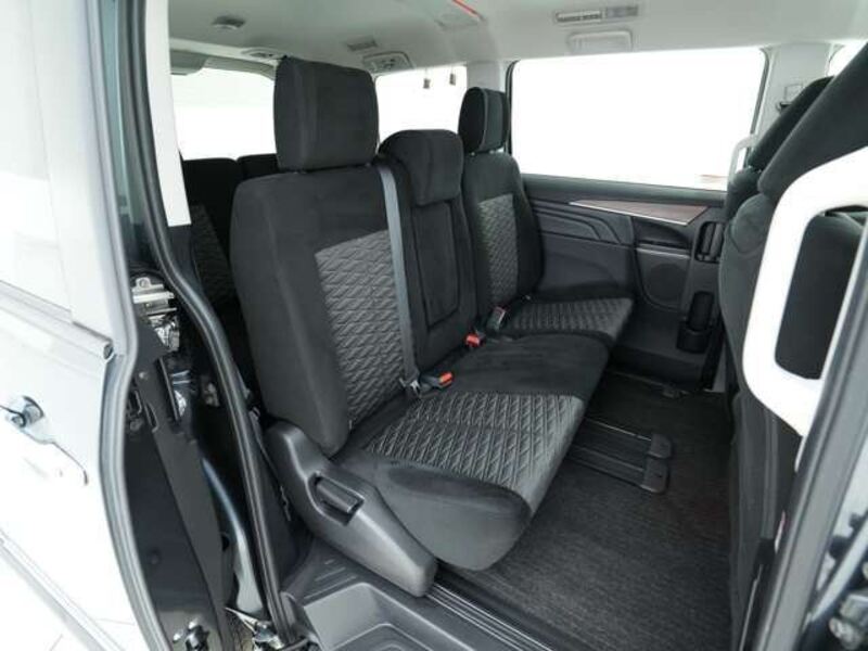 DELICA D5