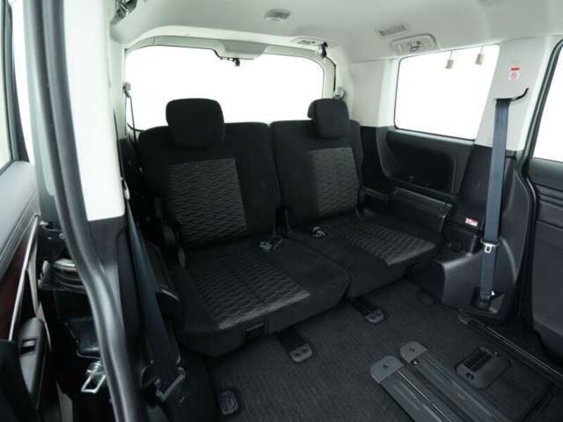 DELICA D5