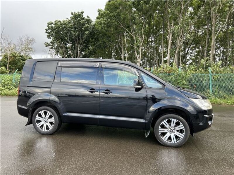 DELICA D5