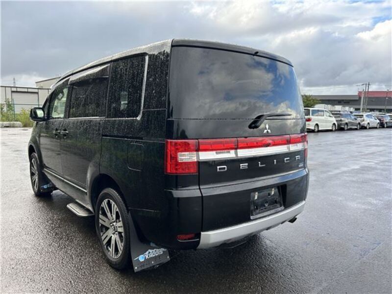 DELICA D5