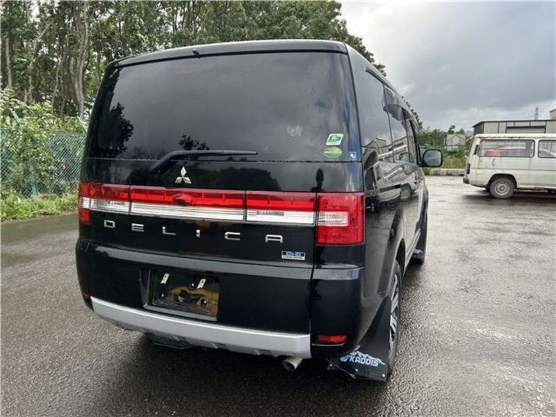 DELICA D5