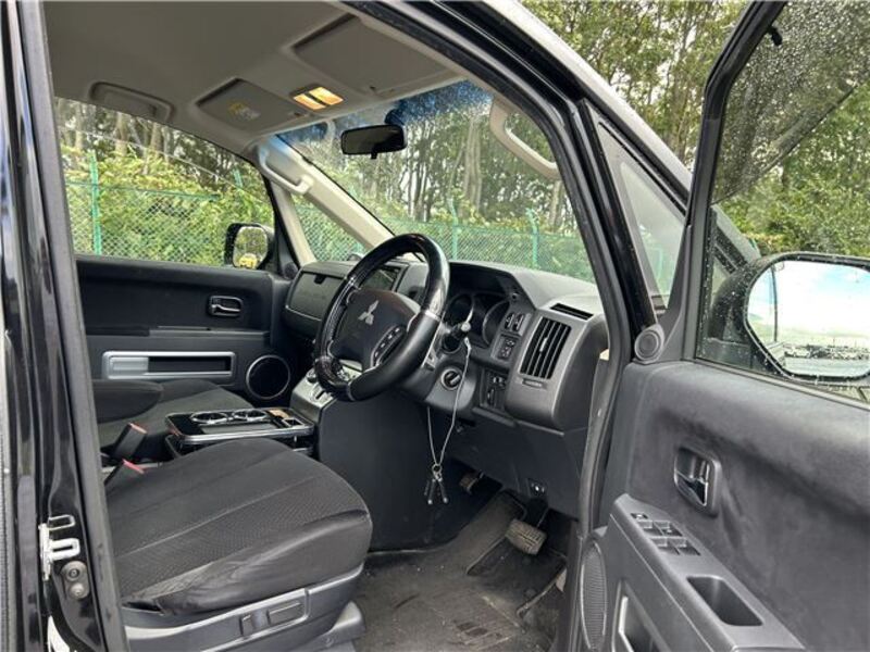 DELICA D5