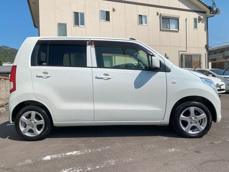 WAGON R