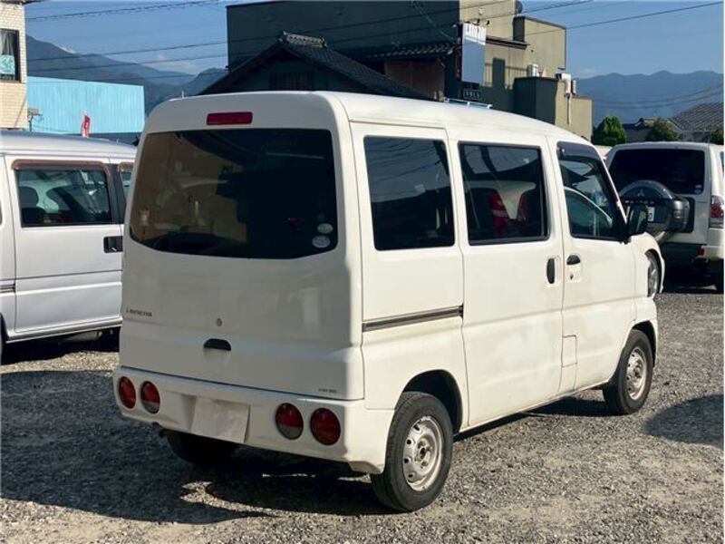 MINICAB VAN