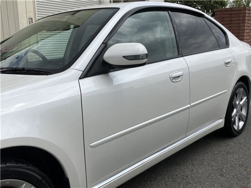LEGACY B4