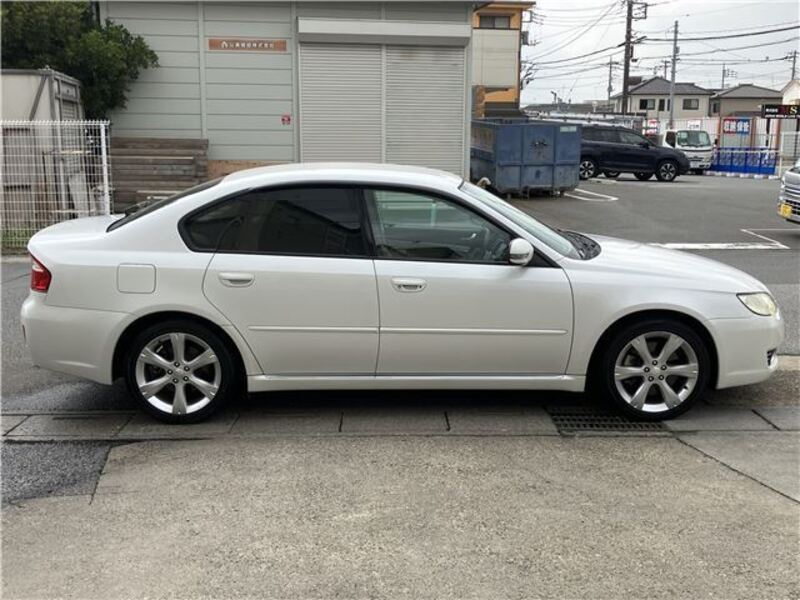 LEGACY B4