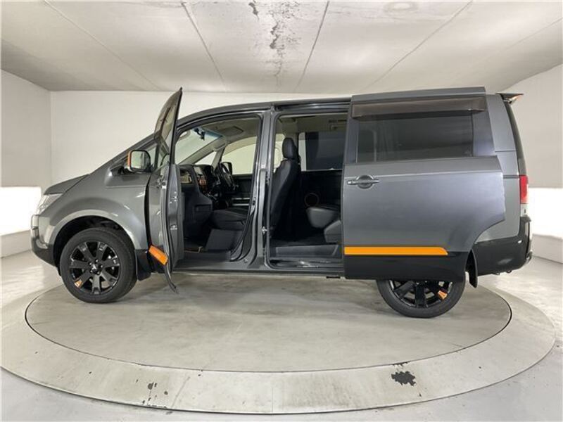 DELICA D5