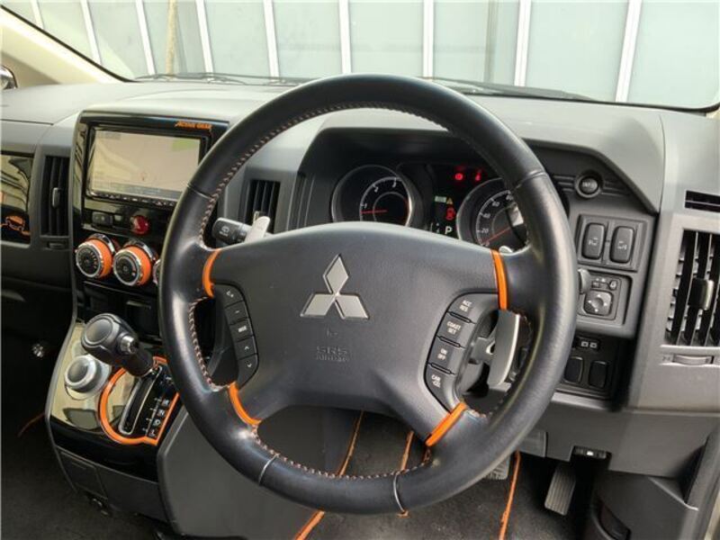 DELICA D5