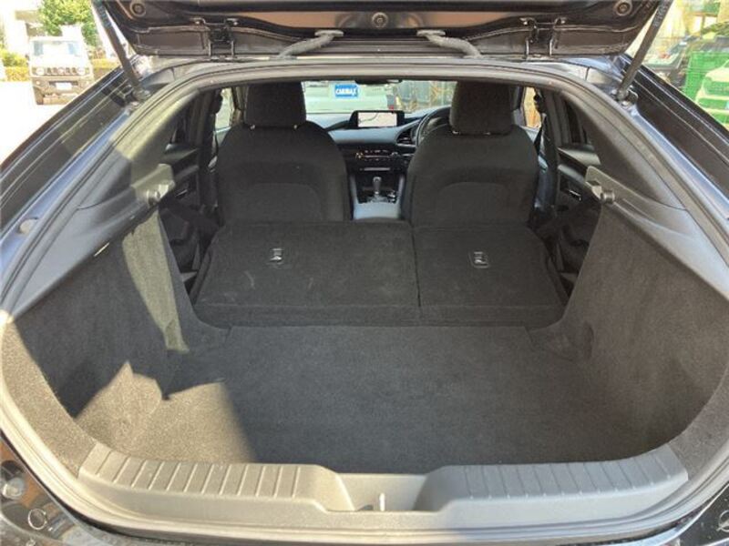 MAZDA3