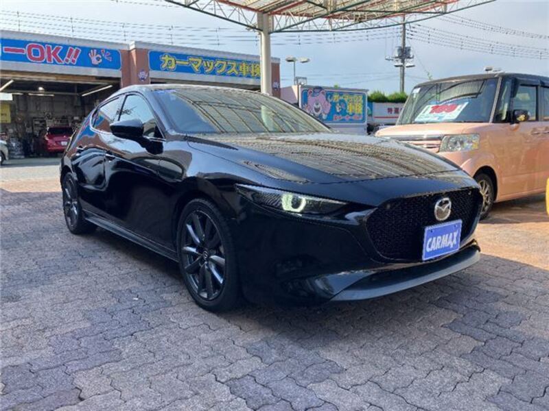 MAZDA3