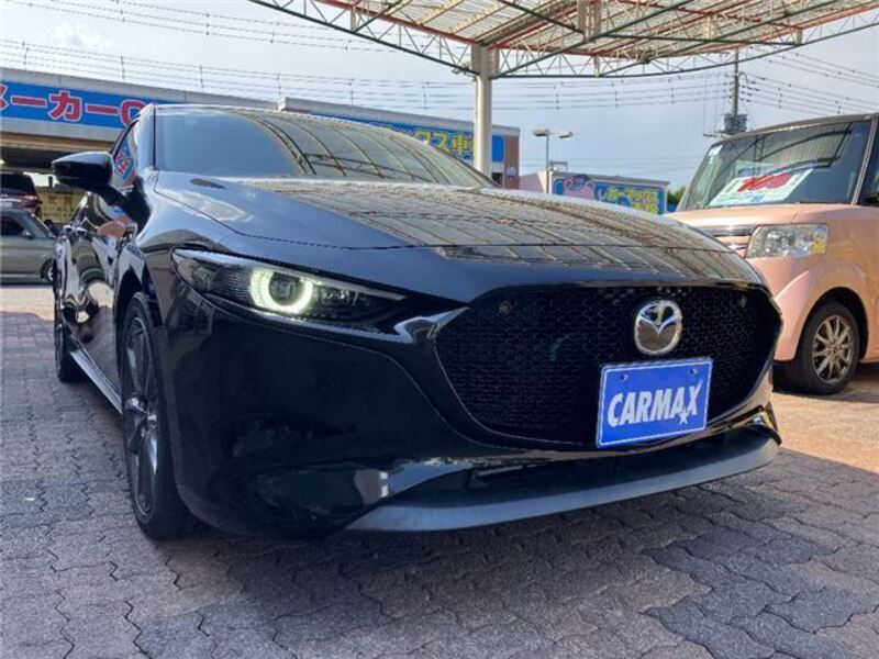 MAZDA3