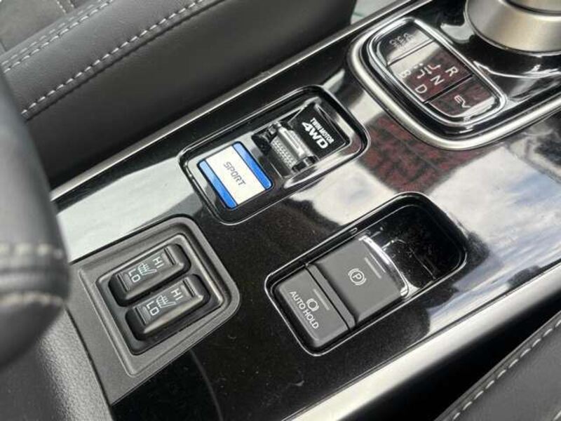 OUTLANDER PHEV