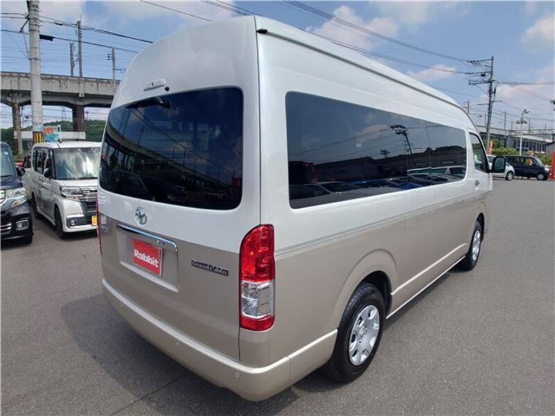 HIACE