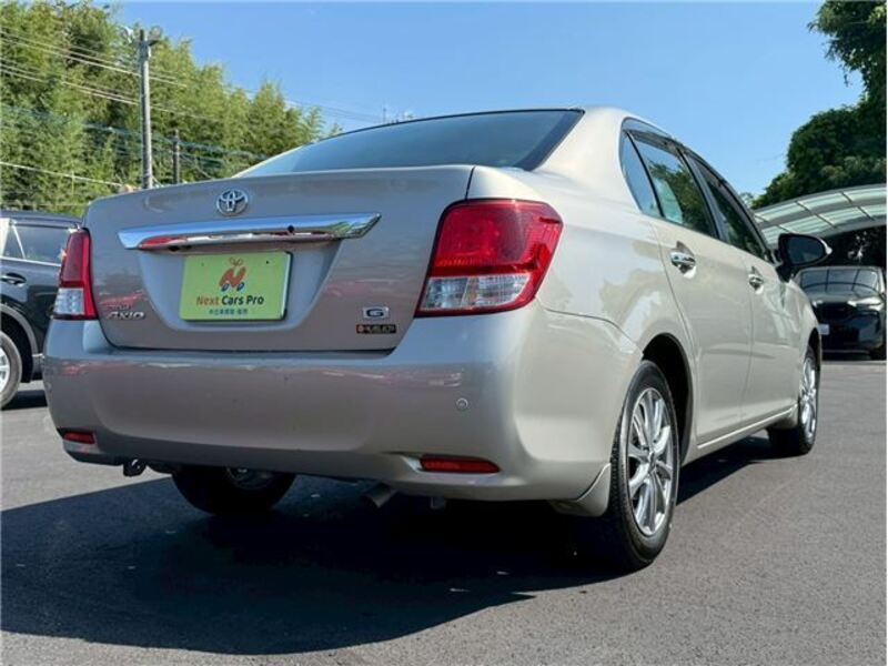 COROLLA AXIO