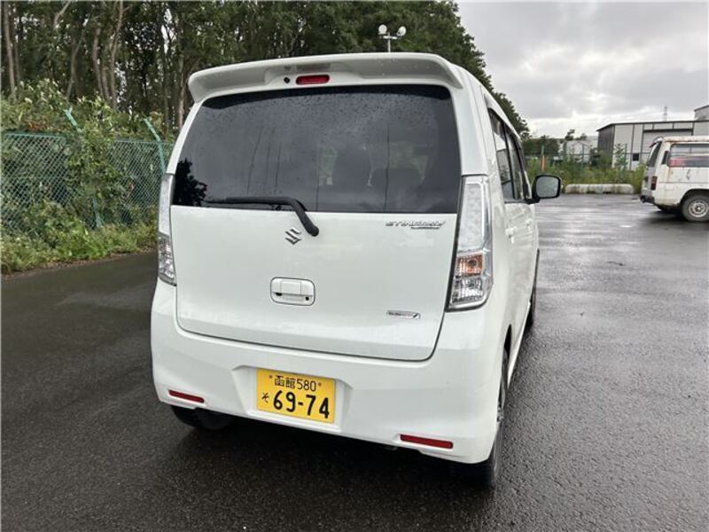 WAGON R