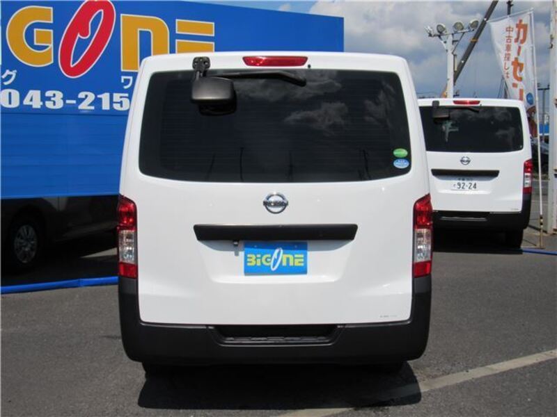 NV350 CARAVAN