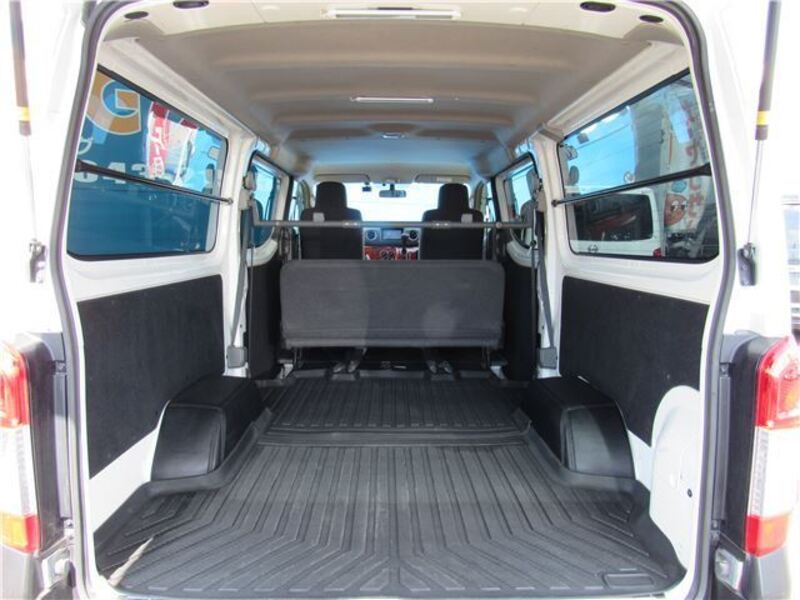 NV350 CARAVAN