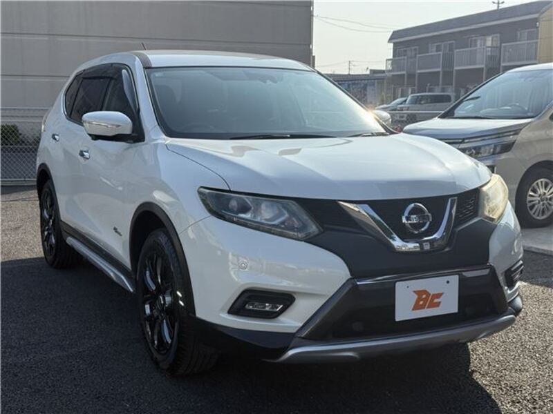 X-TRAIL