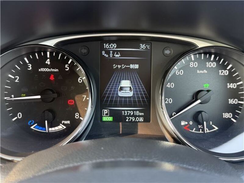 X-TRAIL