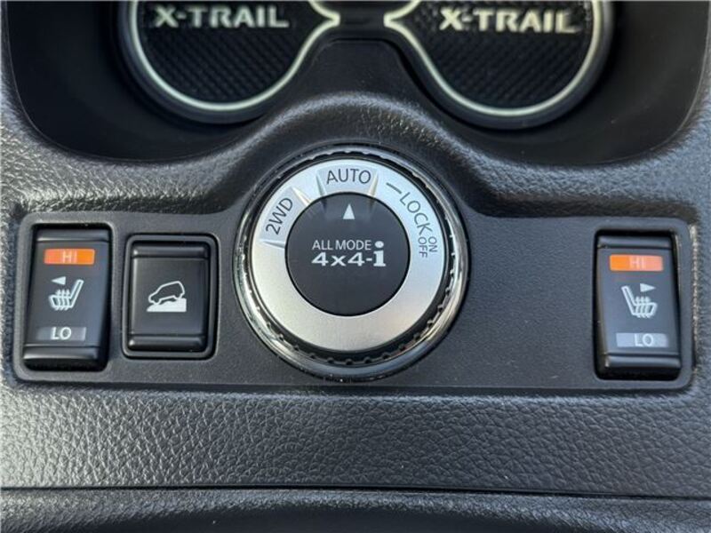 X-TRAIL