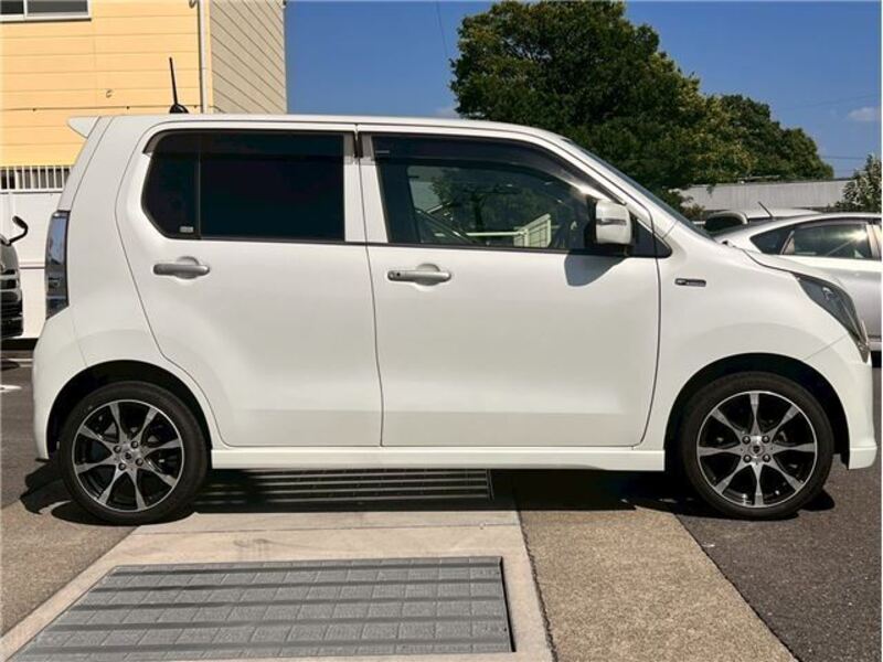 WAGON R