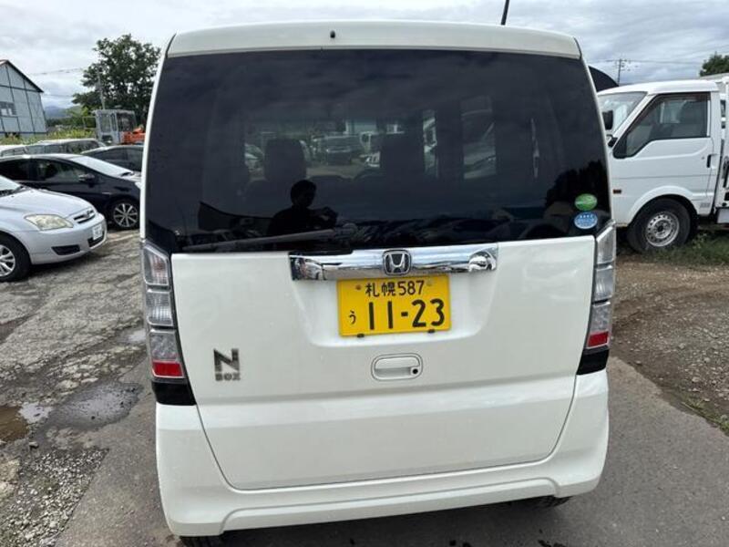 N BOX
