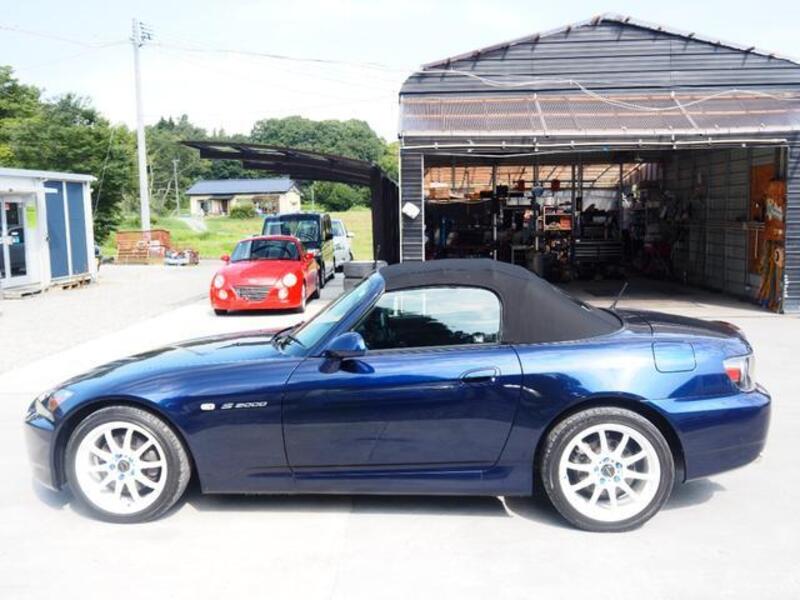 S2000