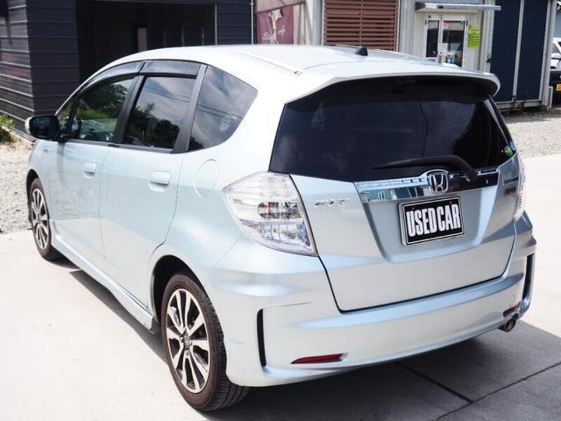 FIT HYBRID