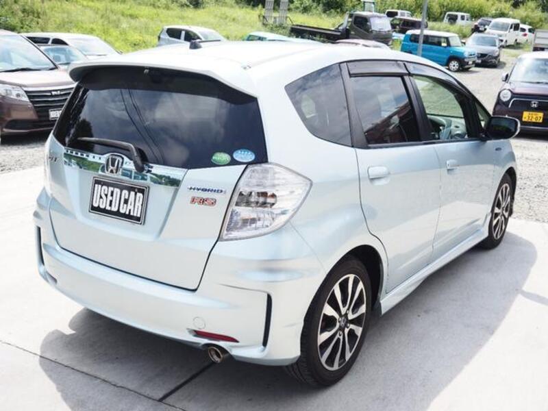 FIT HYBRID