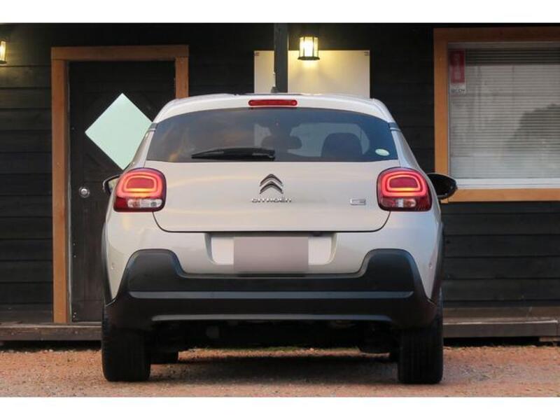 C3