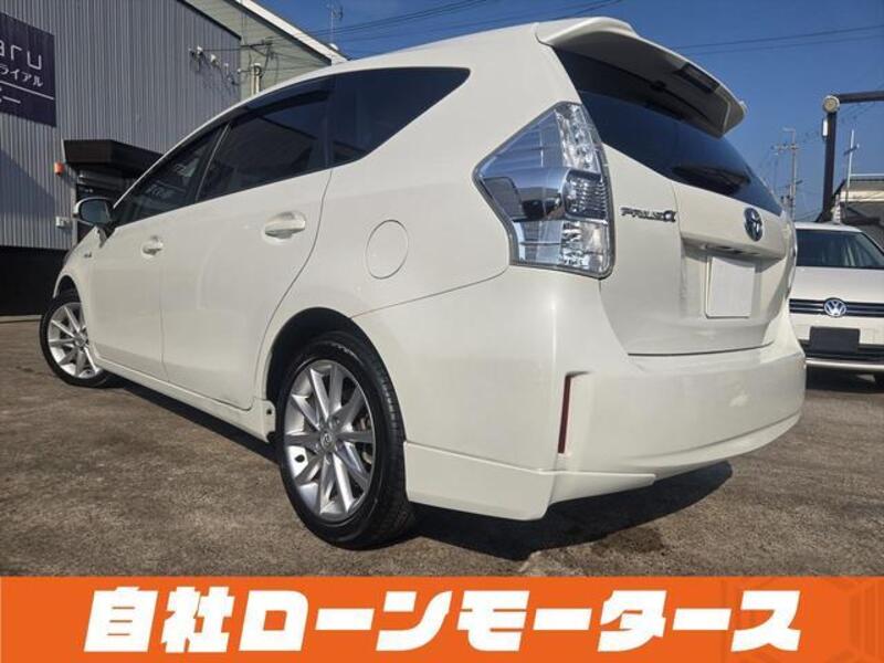 PRIUS ALPHA