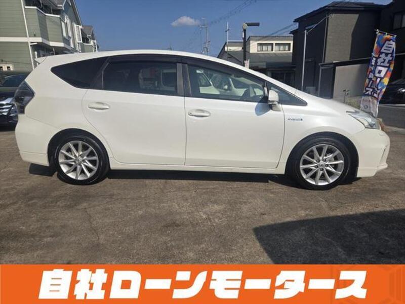 PRIUS ALPHA