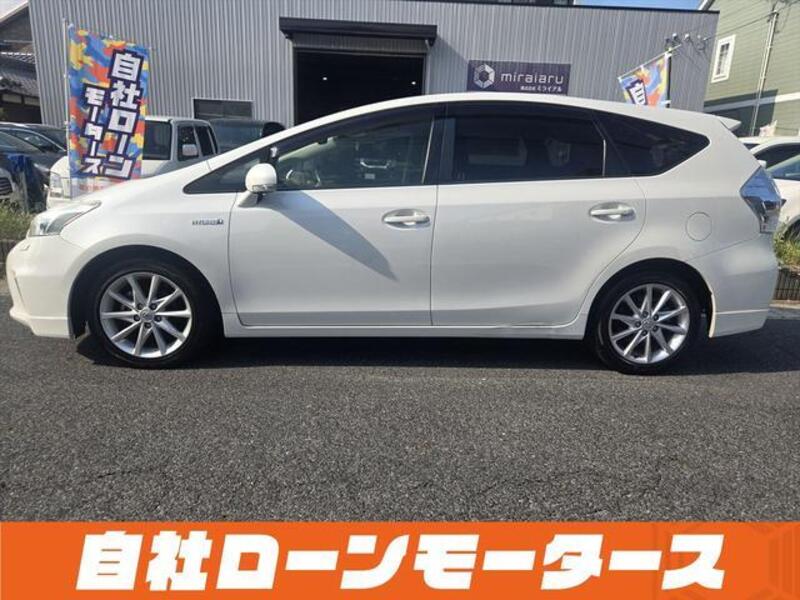 PRIUS ALPHA