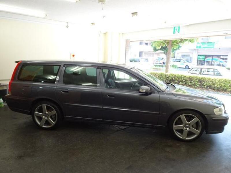 V70