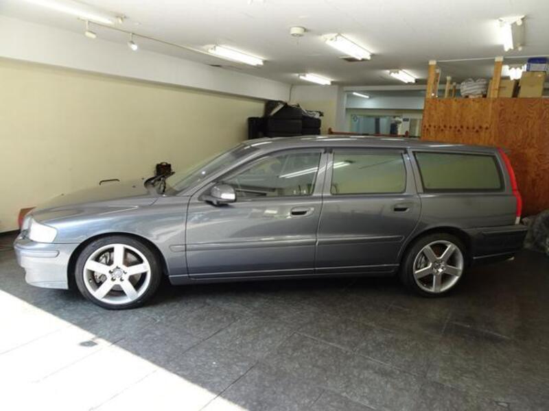 V70