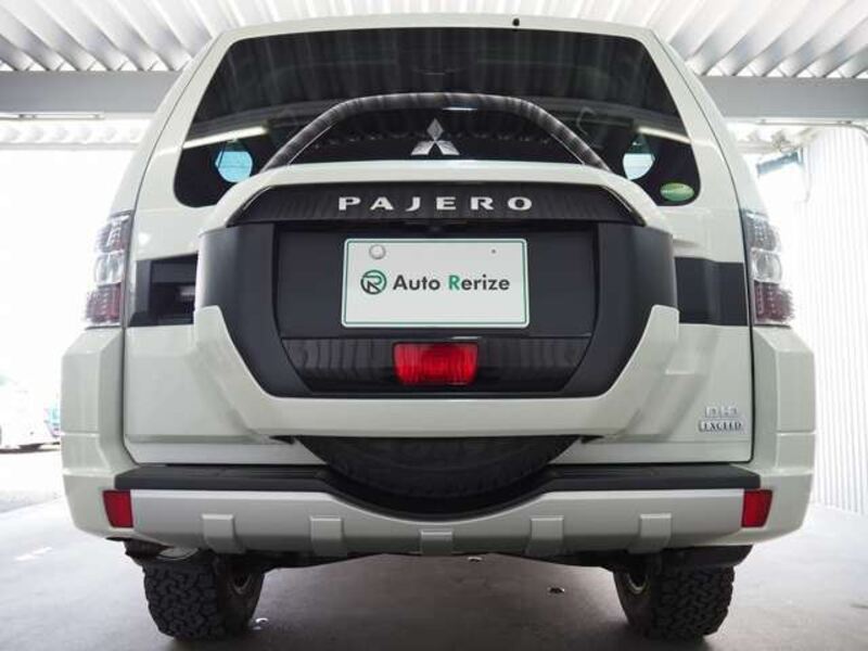 PAJERO