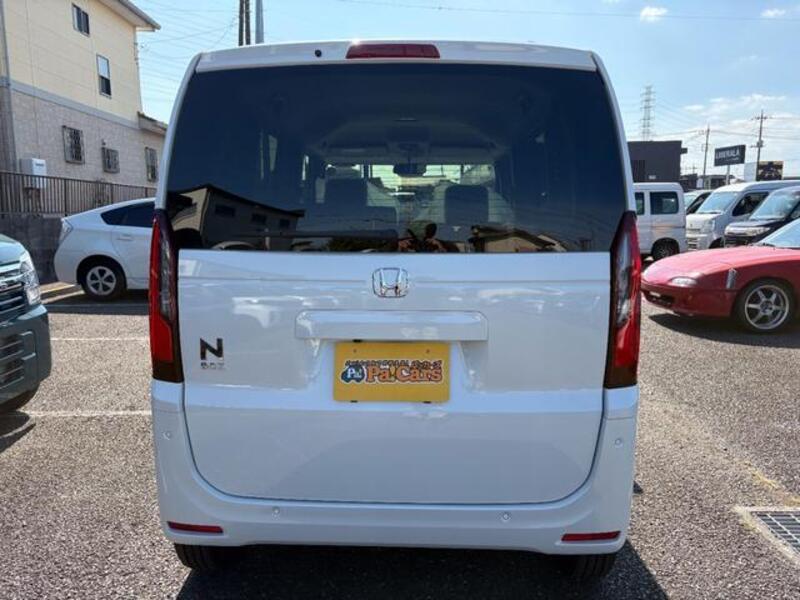 N BOX