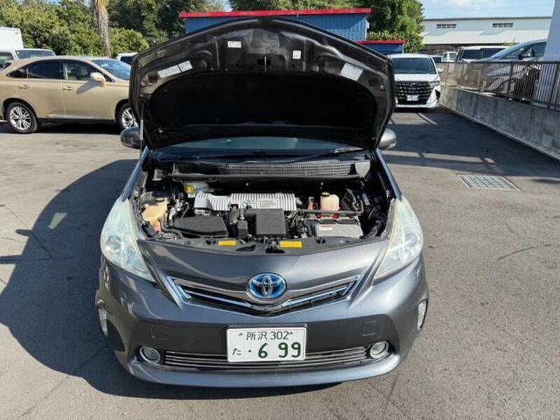 PRIUS ALPHA